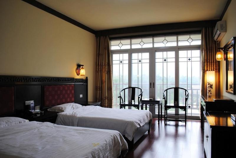 Yangshuo River Valley Resort Hotel Exterior foto