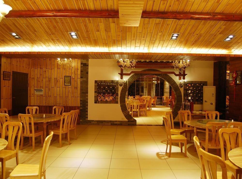 Yangshuo River Valley Resort Hotel Exterior foto