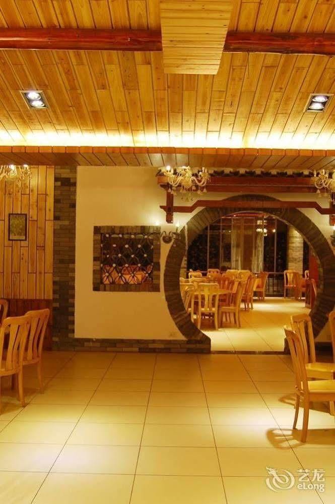 Yangshuo River Valley Resort Hotel Exterior foto